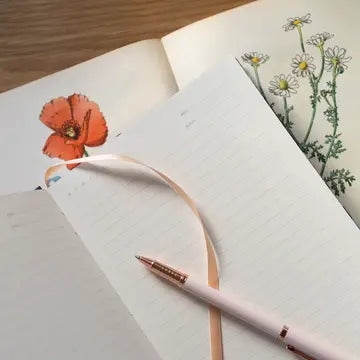 THE FIELD OF POPPIES | Nº 1 Woman