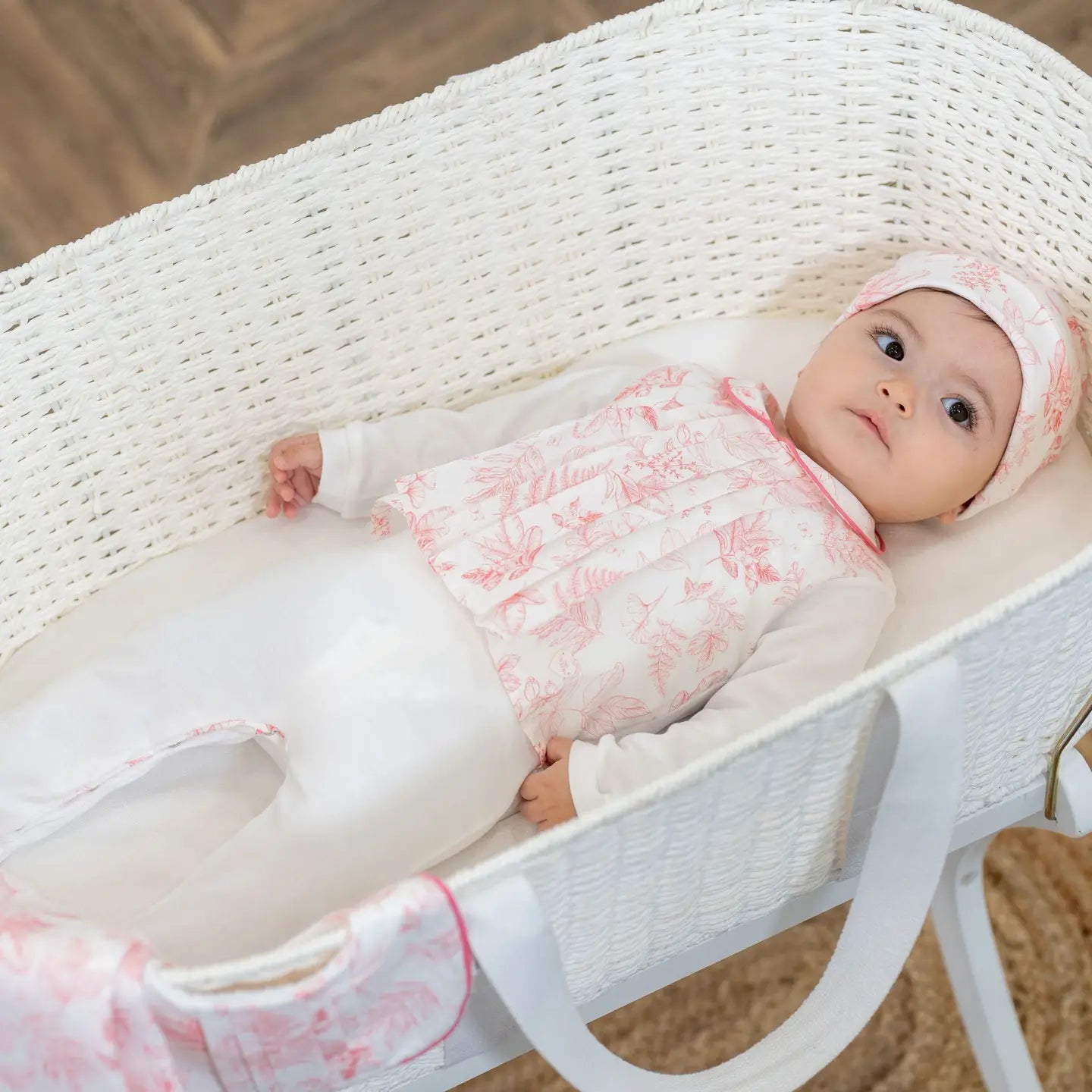 WELCOME BABY GIRL | Nº 3 Baby & Child Gift